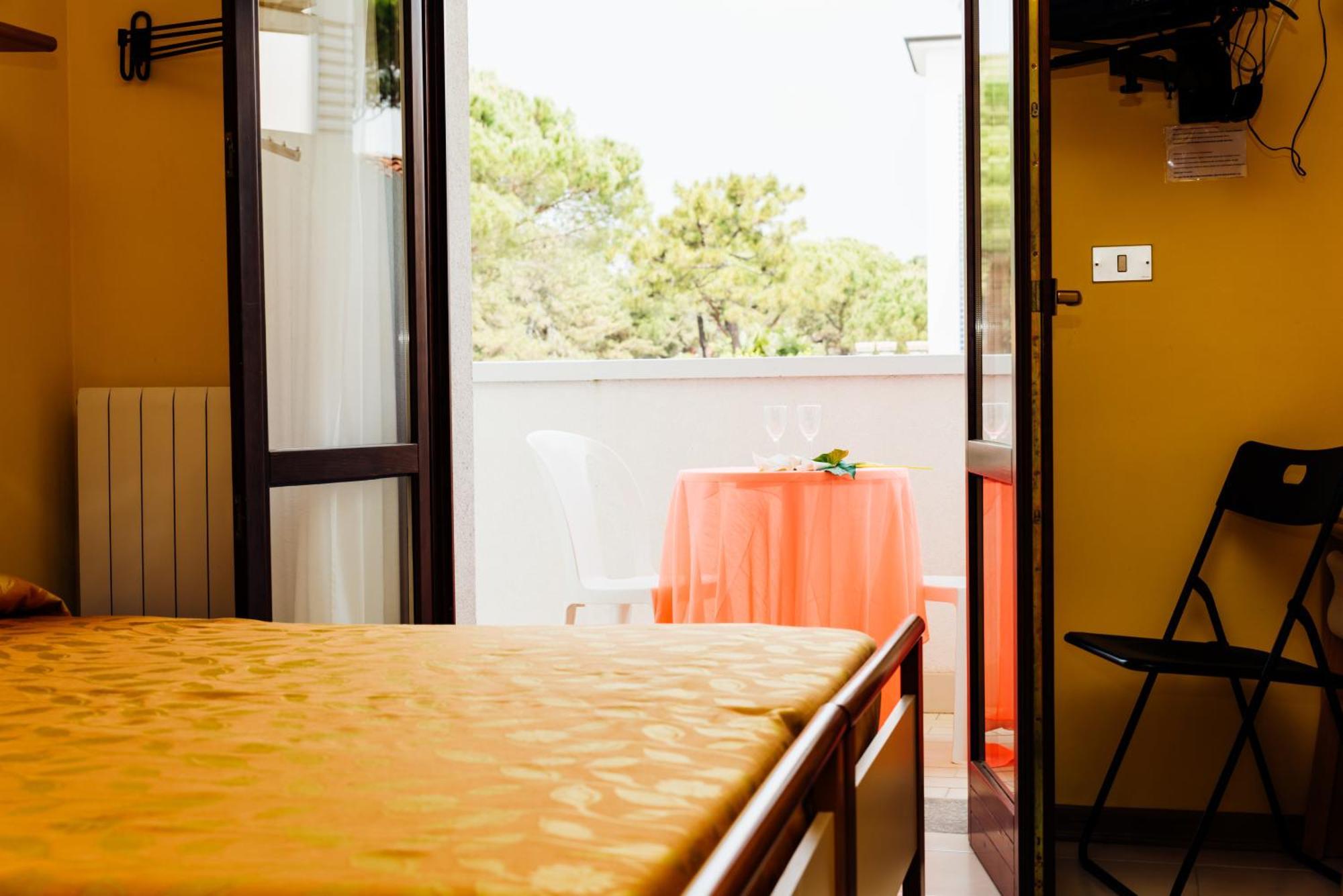 Hotel Rosa Dei Venti Lignano Sabbiadoro Oda fotoğraf